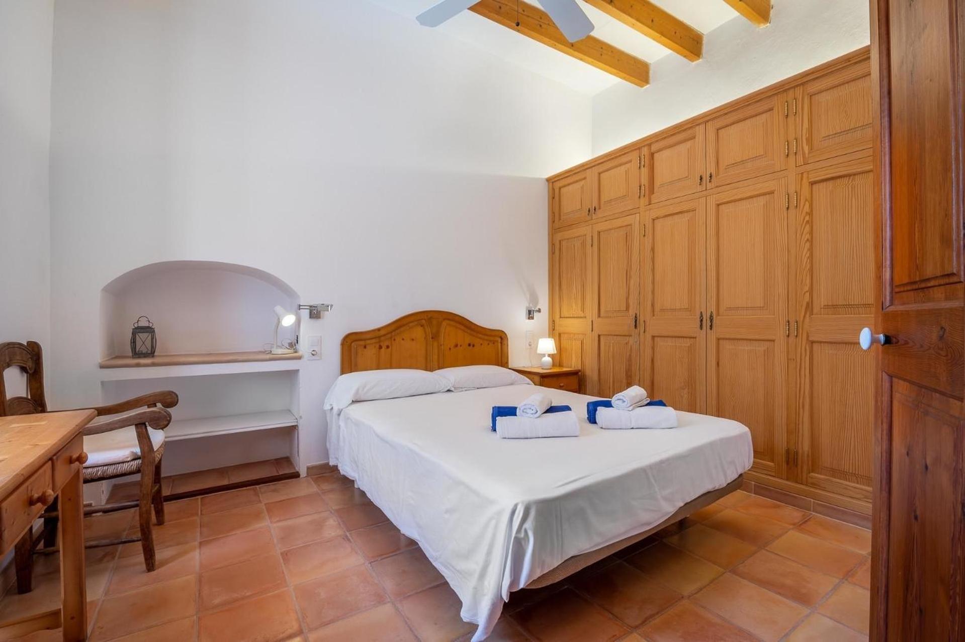 Mit Privatpool Fuer 8 Personen Ca 240 Qm In Des Cavaller, Mallorca Suedostkueste Von Mallorca Ferienhaus