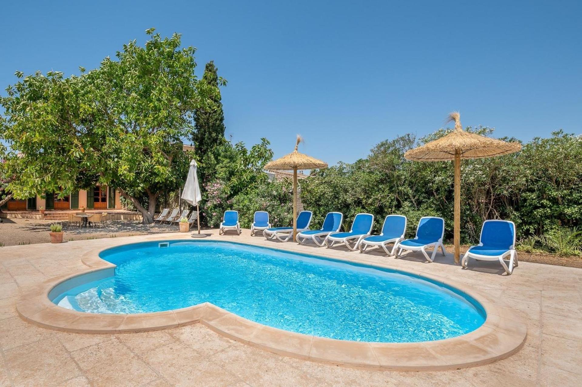 Mit Privatpool Fuer 8 Personen Ca 240 Qm In Des Cavaller, Mallorca Suedostkueste Von Mallorca