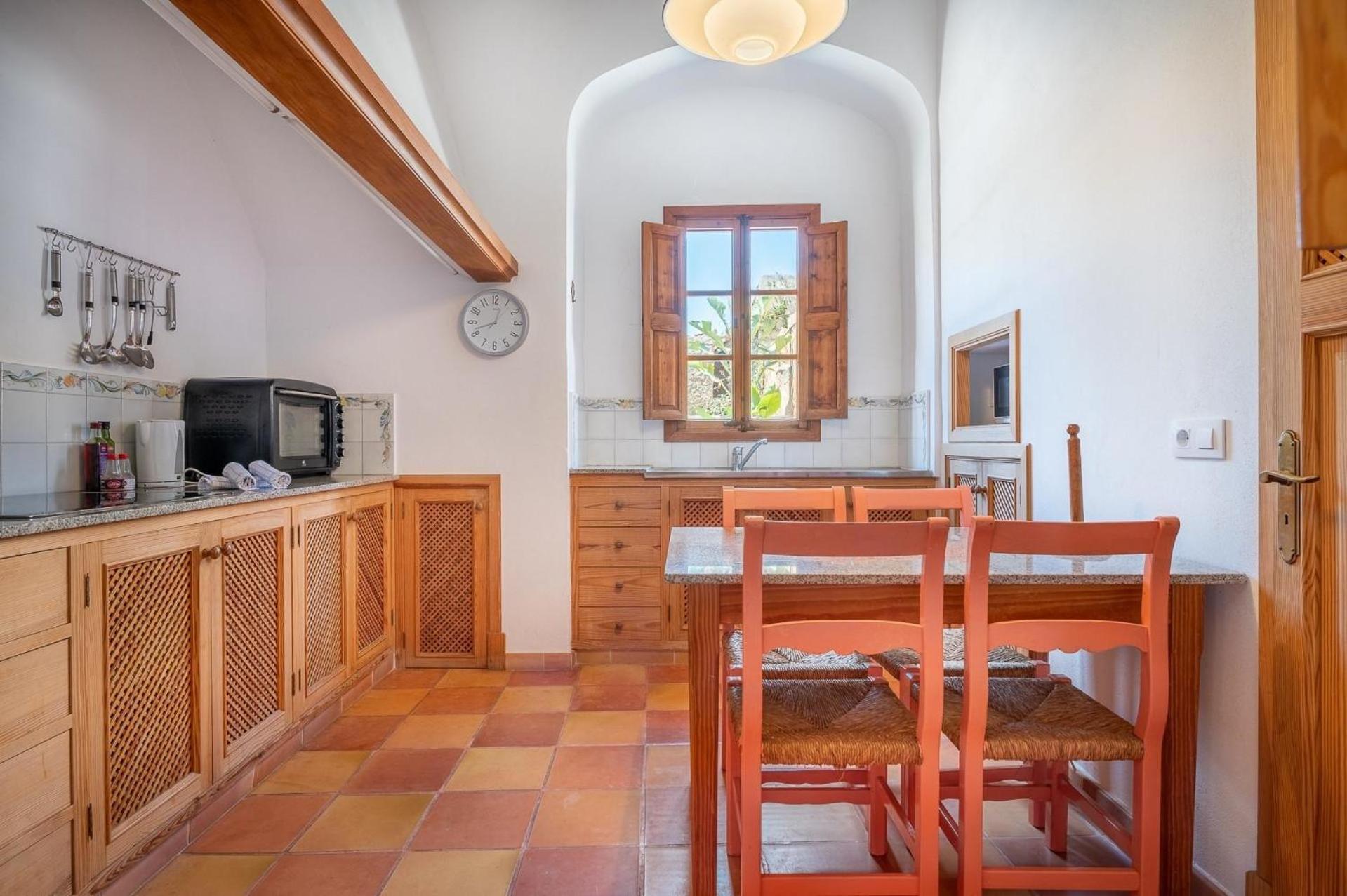 Ferienhaus Mit Privatpool Fuer 8 Personen Ca 240 Qm In Des Cavaller, Mallorca Suedostkueste Von Mallorca *
