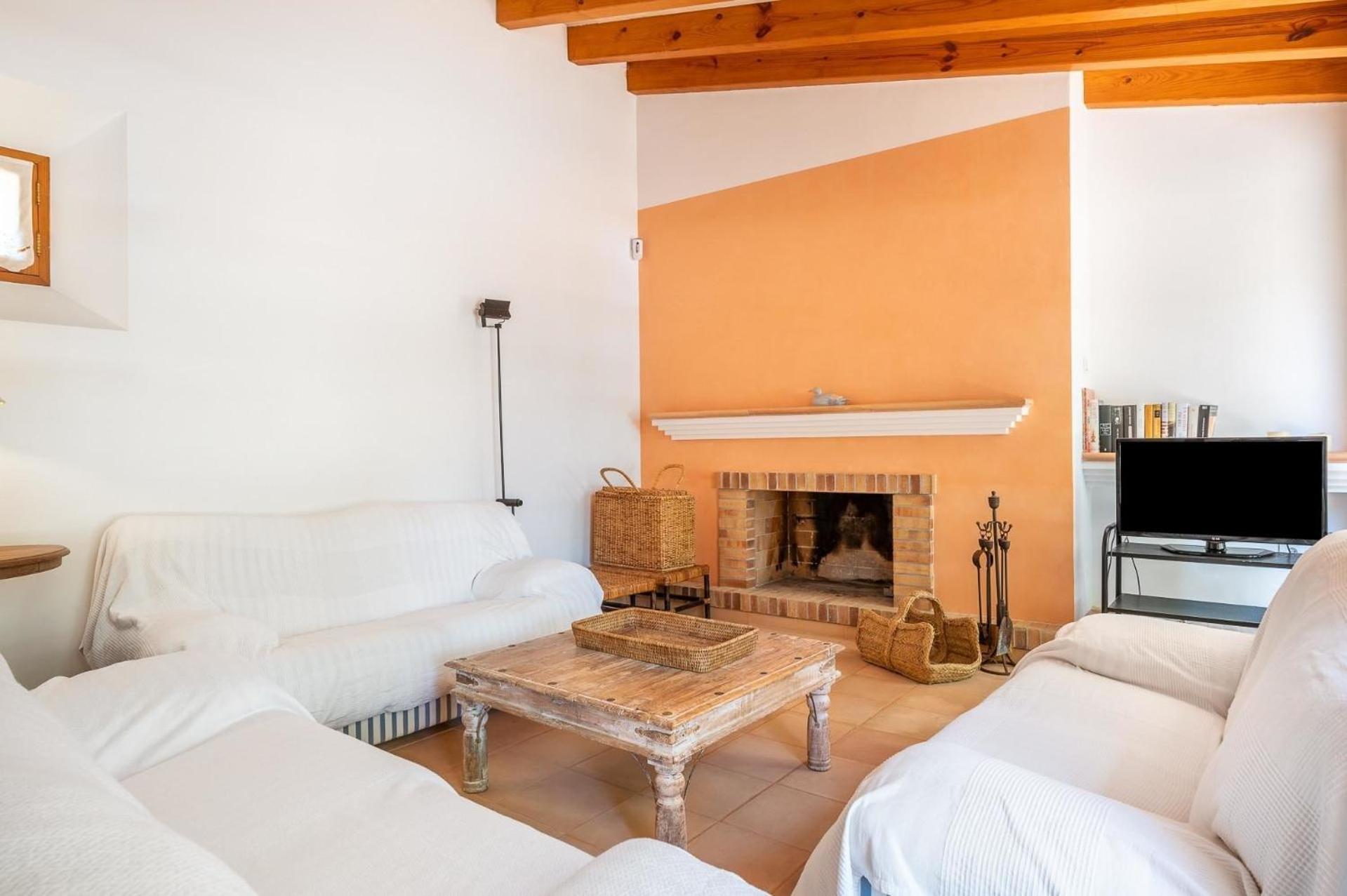 Mit Privatpool Fuer 8 Personen Ca 240 Qm In Des Cavaller, Mallorca Suedostkueste Von Mallorca Holiday home